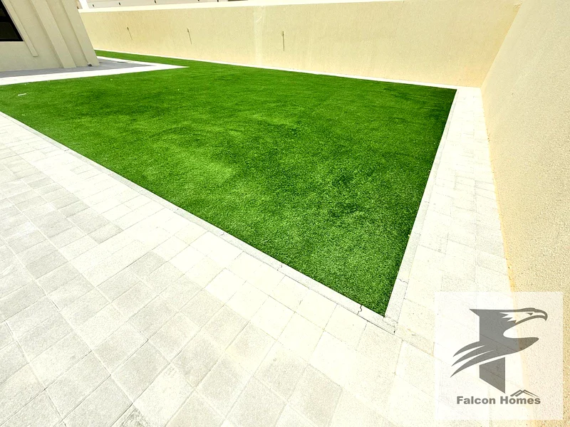 Brand New | 5BR Majestic Villa + Maid | Big Garden63736149720195113