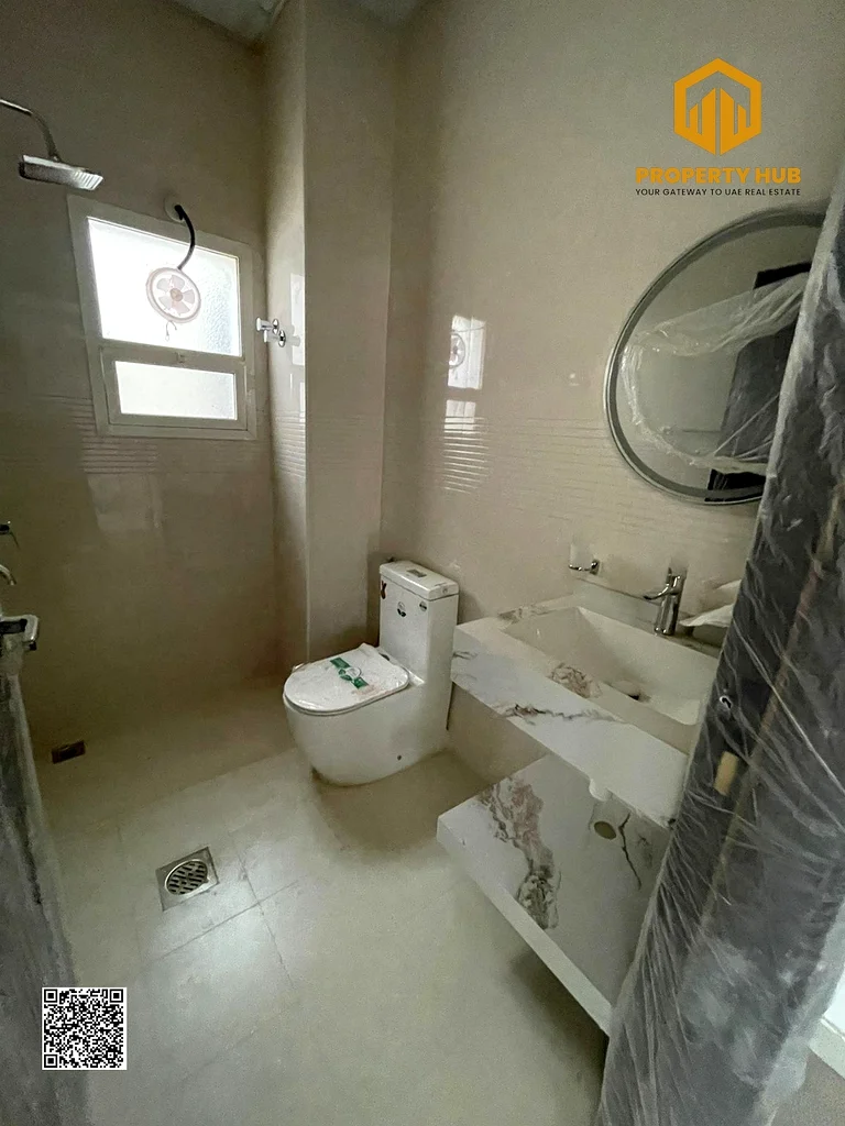 🏡 5BHK Villa for Sale in Helio 1 | Prime Location | AED 1.47M63892693051010112