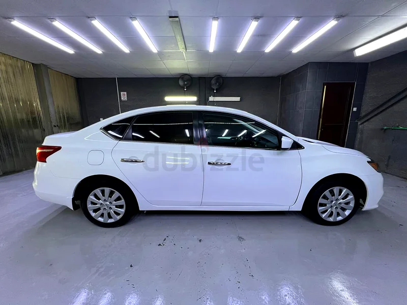 Nisssan Sentra 201963399979934595112