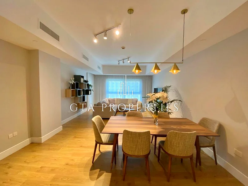 Huge Layout | Fully Upgraded | Open Plan Living.64007793450113113