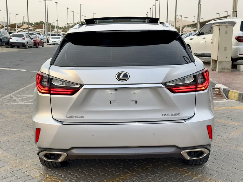 2017 لكزس RX35063398642793091114