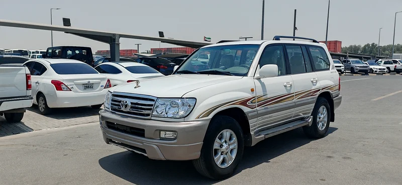 Toyota Land cruiser Model 200363399947679233113