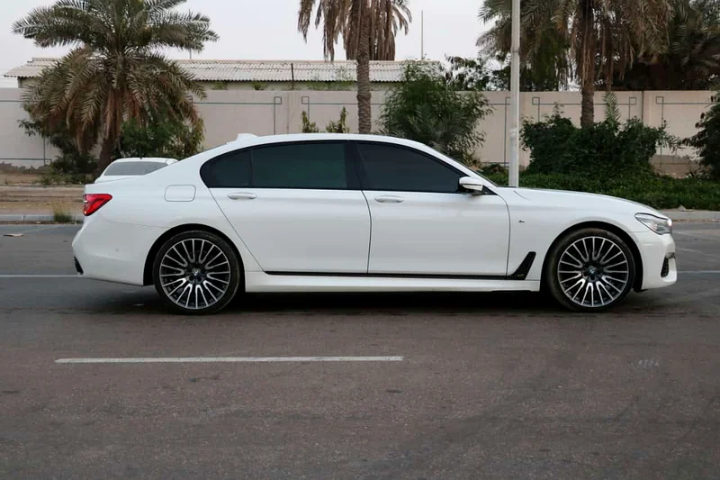 BMW 740Li GCC Free Accident first Owner63397395361923113