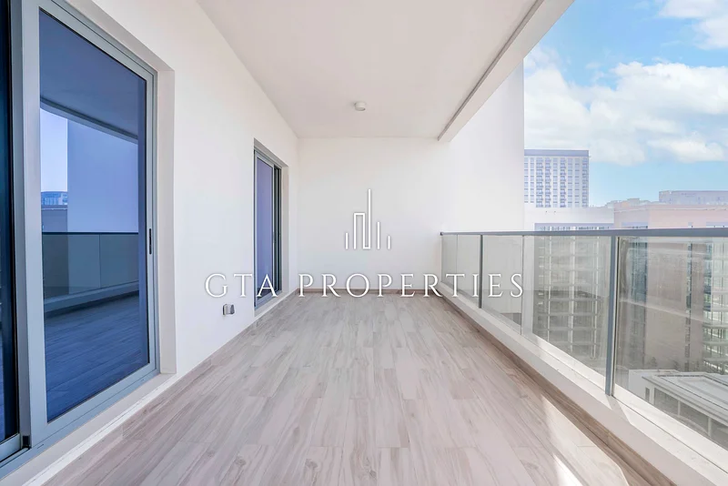 Largest Layout | Burj Khalifa view | High floor64043126226433110