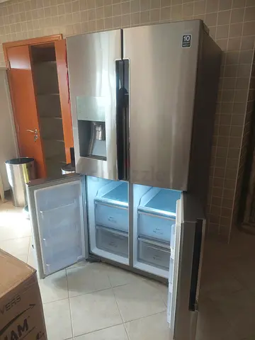 Samsung New Model French Door Refrigerator with Water Dispenser ice maker