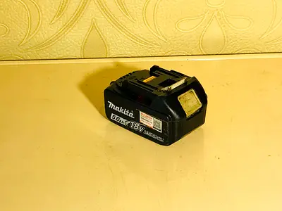 MAKITA 18V/5.0Ah BATTERY