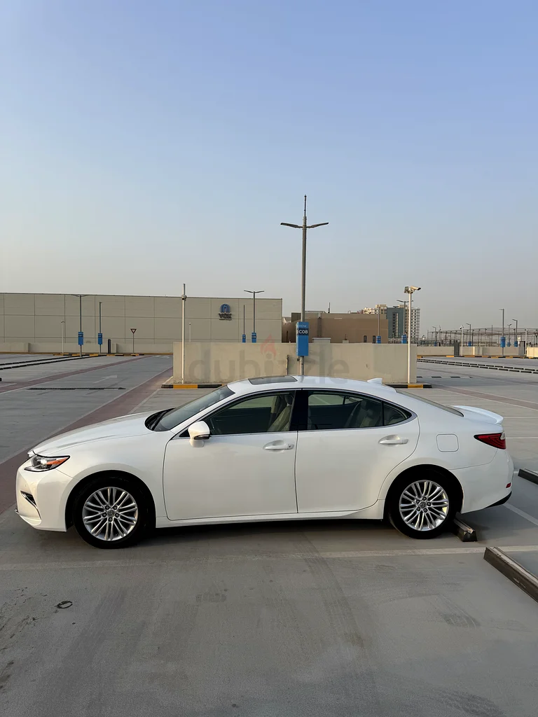 Lexus ES35063398646914945113