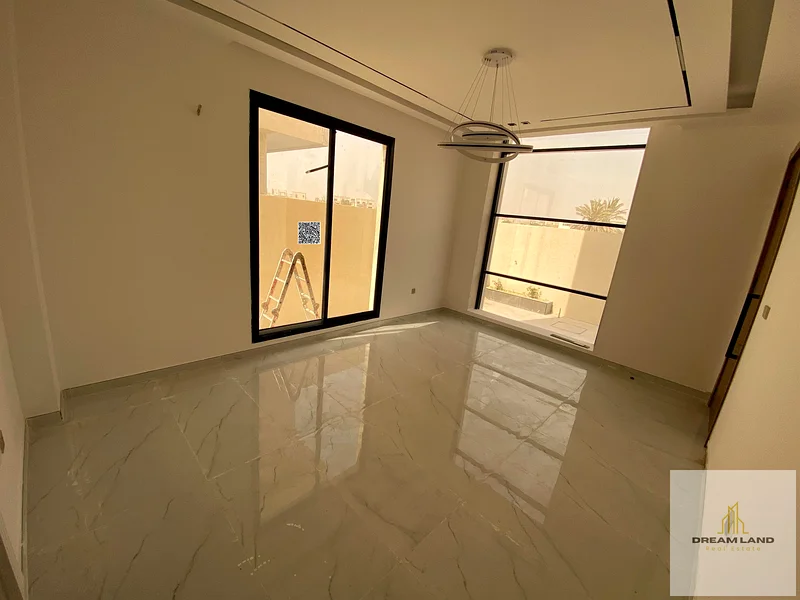 For sale: A luxurious two-story villa with a roof, strategically located in Ajman, near Sheikh Mohammed bin Zayed Road. Freehold for life for all nati63894480242434114