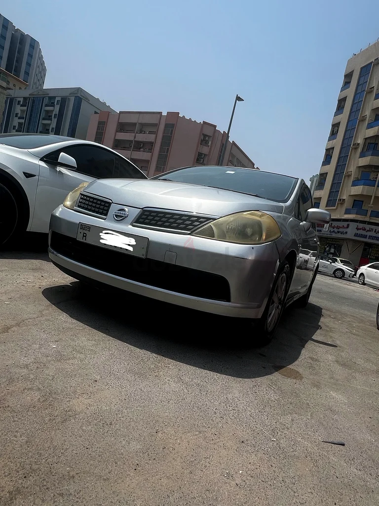 نيسان تييدا موديل 200863399955808258113