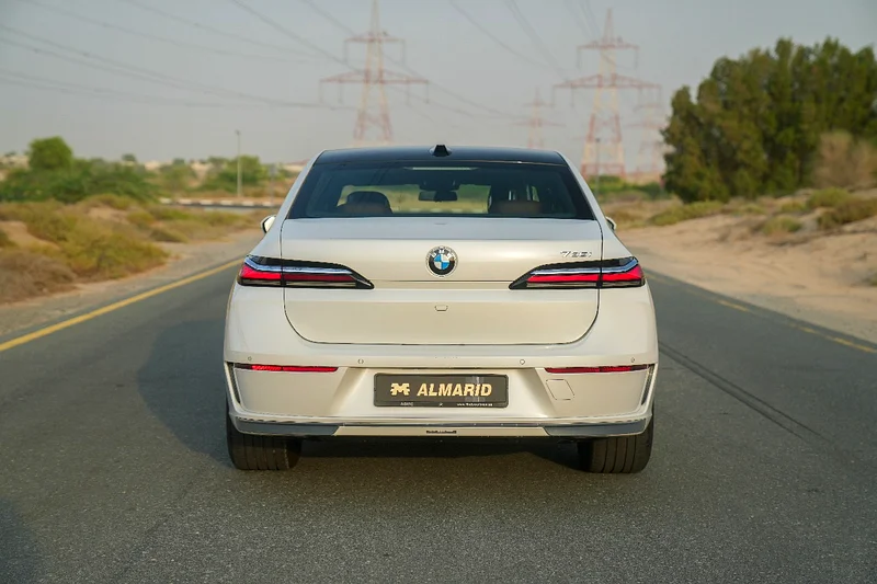 BMW 735i M SPORT INDIVIDUAL || 2023 || LOW MILEAGE || UNDER 5 YEARS OFFICIAL DELAR WARRANTY+SERVICE63398469350915112