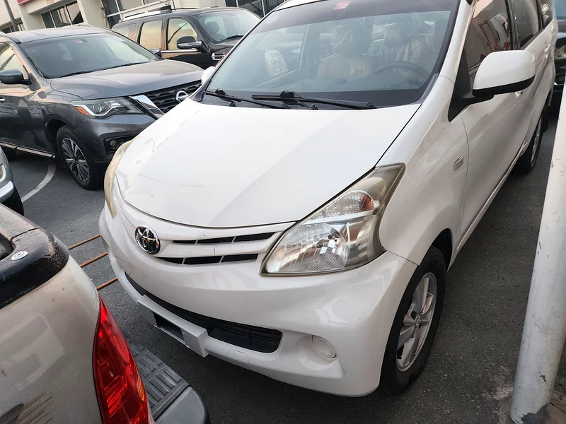 AVANZA 2015 GCC FULL OPTION, VERY CLEAN INSIDE AND OUTSIDE, 100%63402408345474113