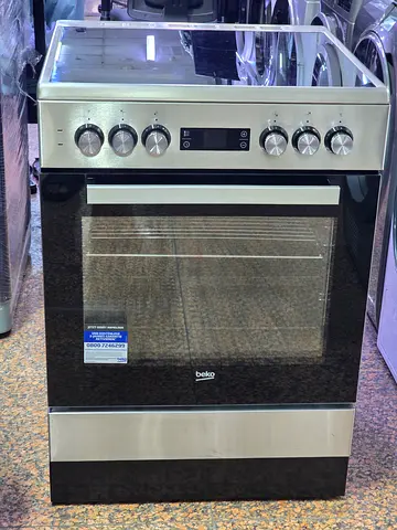 Beko 4 hobs electric ceramic cooker 60cm like new