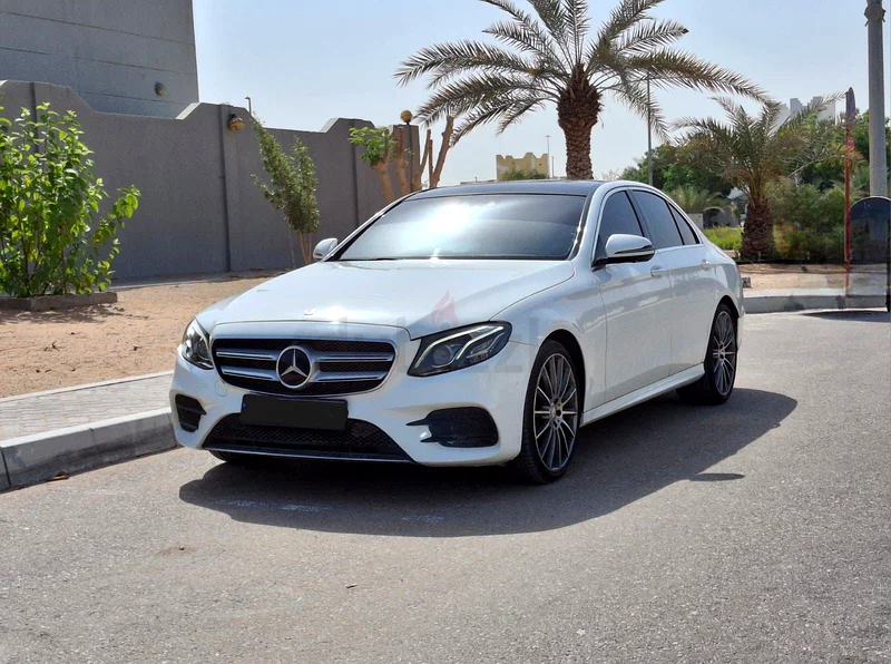 MERCEDES BENZ E 300 AMG LINE MODEL 2017634032015877151115