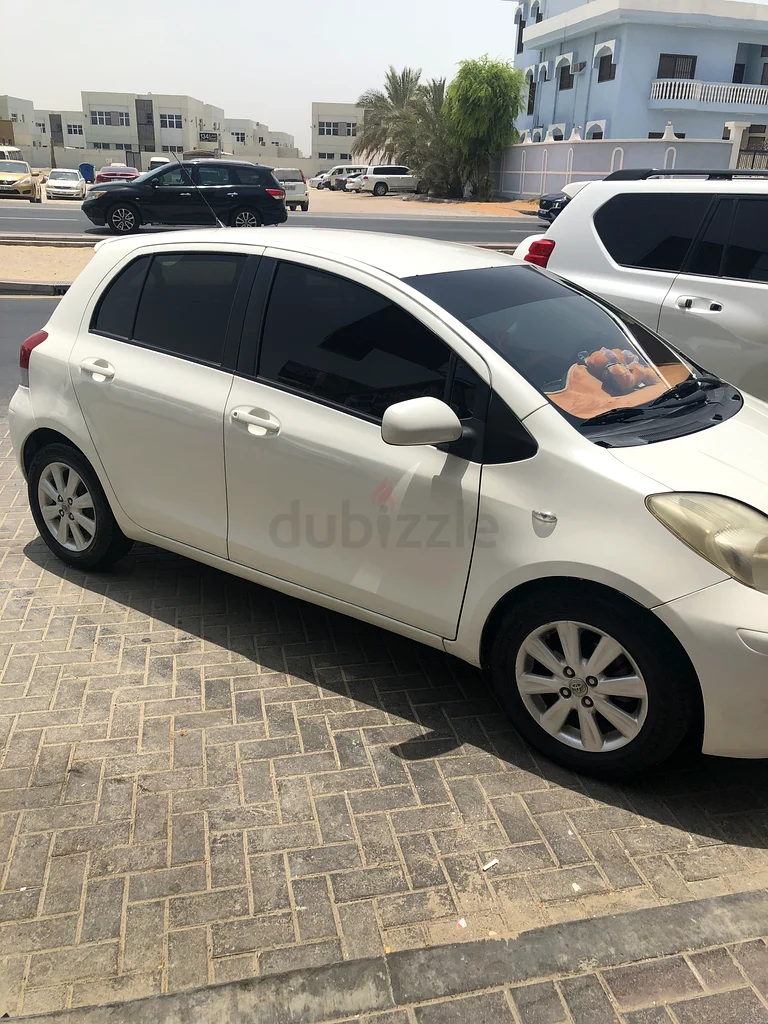في حالة جيدة، والسيارة نظيفة ولا يوجد بها أي عيوب.63401315628930111