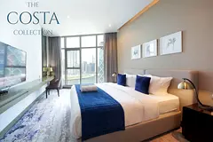 Available Now!| Contemporary Studio I Captivating Canal views