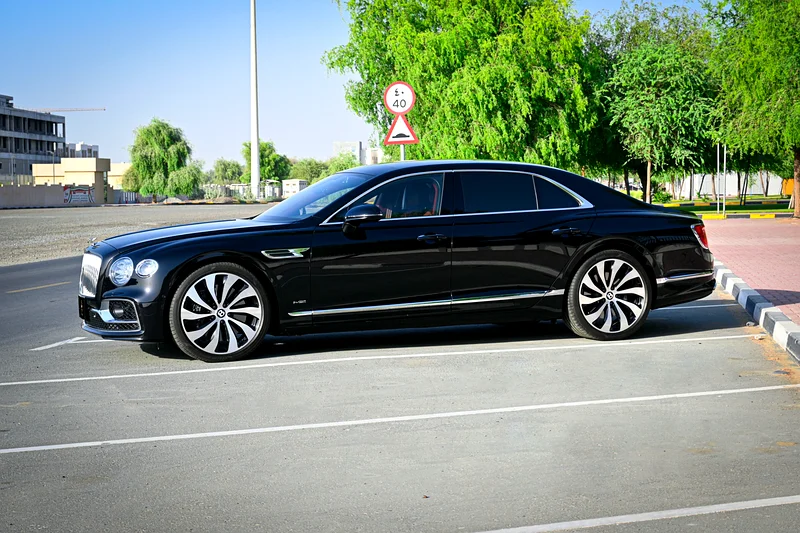 W12 | Low Km | Bentley Flying Spur Mulliner63398526766977112