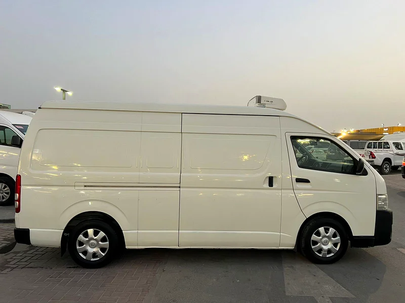 2015 Toyota Hiace Chiller High Roof63401316485250112