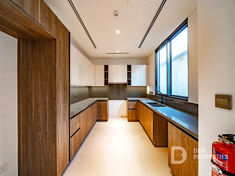 Corner Unit | Garden Suite | Park Backing63736431403394114