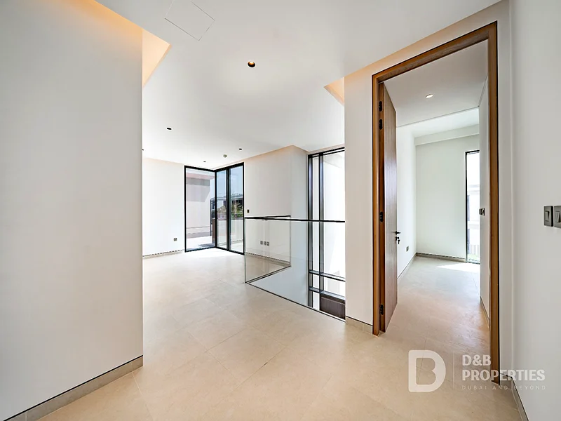 Corner Unit | Garden Suite | Park Backing63736431403394112