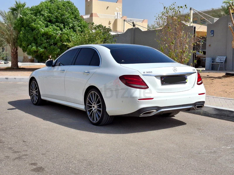 MERCEDES BENZ E 300 AMG LINE MODEL 201763403201587715114