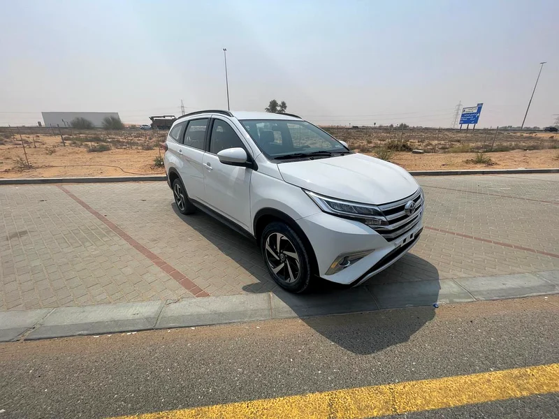 TOYOTA RUSH GCC  7 PASSENGERS63401321140098111