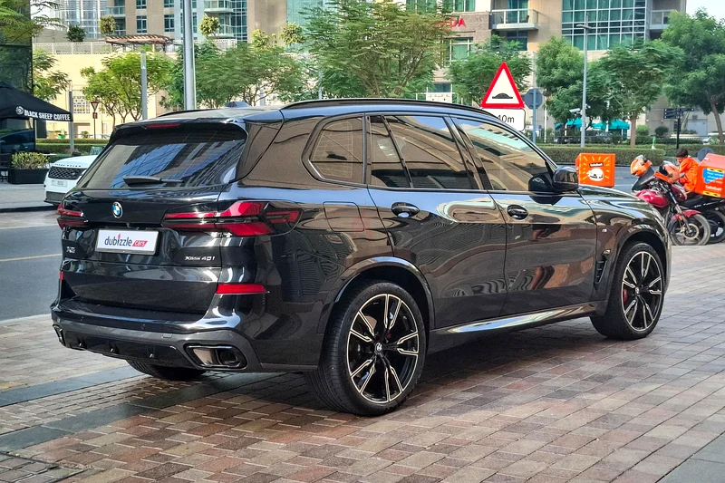 4710 درهم/شهر | 2024 بي إم دبليو X5 xDrive 40i | مواصفات دول مجلس التعاون الخليجي | رقم المرجع#35353863406212733315114