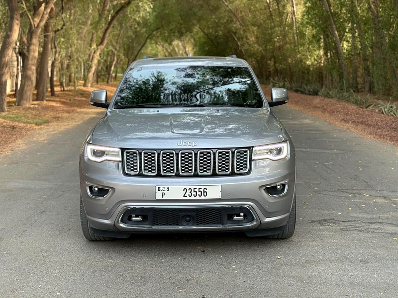 JEEP GRAND CHEROKEE OVERLAND V8 5.7 GCC SINGLE OWNER FULL SERVICE HISTORY AVAILABLE ORGINAL PAINT63398469310211112