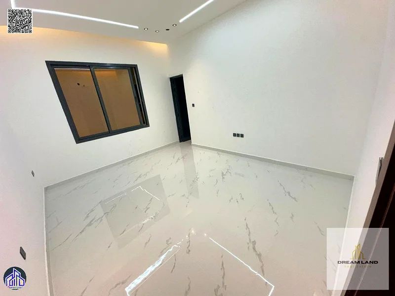 For sale - New villa in Al Helio 2 - Ajman | Area 3014 feet | 4 master bedrooms | Majlis and hall with sinks | Modern kitchen | Maid's room | Price 1,63892120954369113