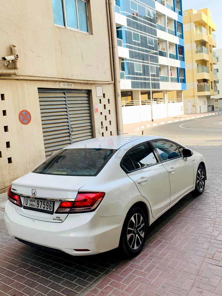 Honda civic 2013 gcc urgent sale63398547144193113
