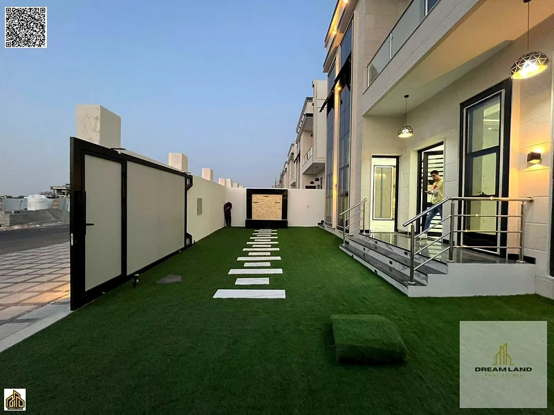 For sale, a villa with registration and ownership fees, directly opposite the mosque, two floors, stone facade, with the possibility of easy bank fina63912154618499114