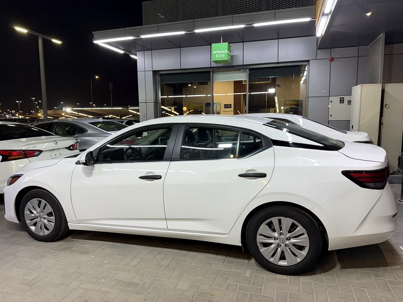 Nissan Sentra 202463399981684483112