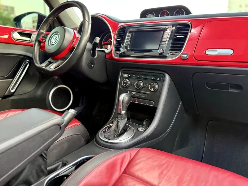 Volkswagen Beetle 2015 – GCC Specs | Full Option | Iconic Design63398469302530112