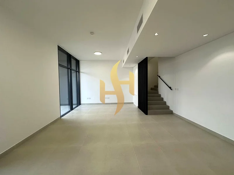 NEW BRAND-GOOD LOCATION-GOOD SIZE-ITS EQUIPPED WITH ALL THE KITCHEN EQUIPMENT63654745741057111