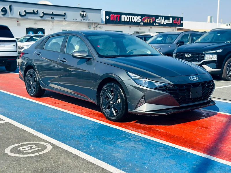 Hyundai Elantra63406913612930111