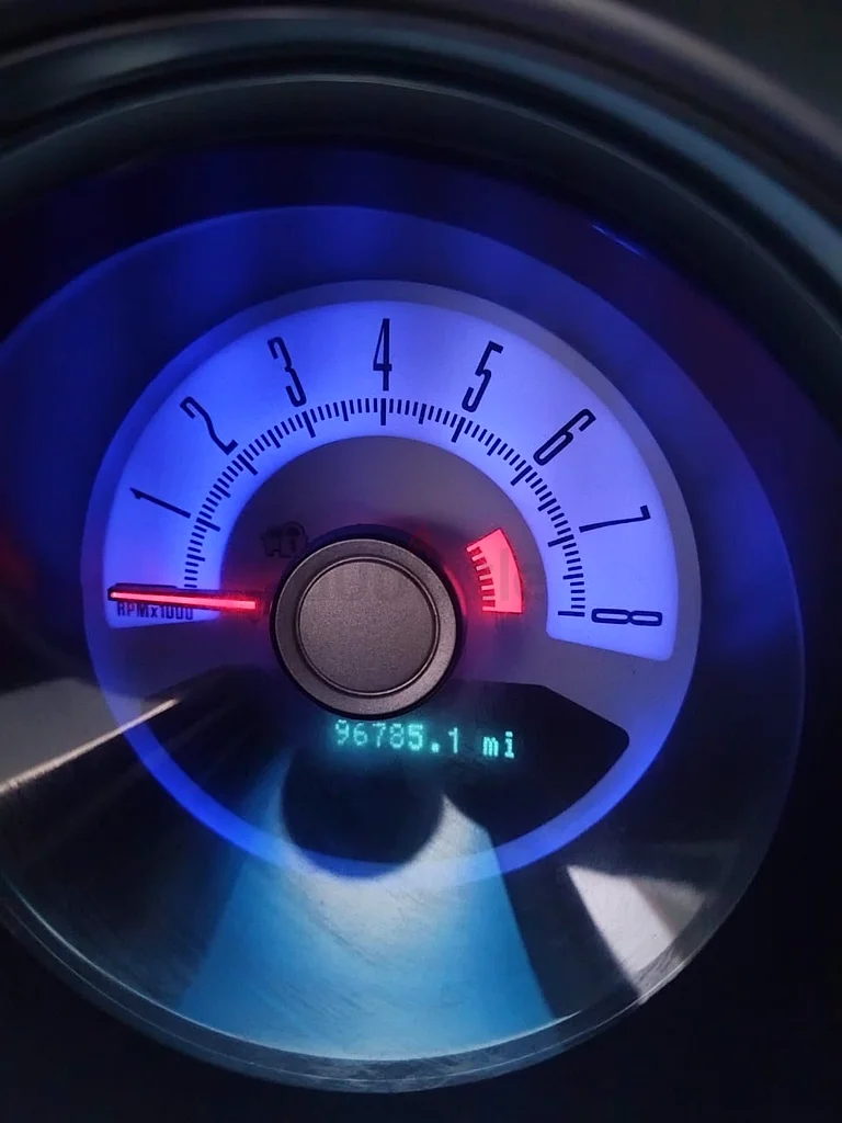 Ford Mustang 2010 V8 – American Specifications, Good Condition63406542409090113