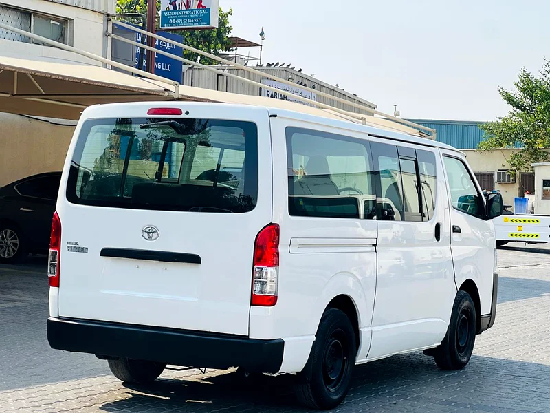 Toyota Hiace // GCC space // Model 2011 // Full seats // Good condition63412309593474114