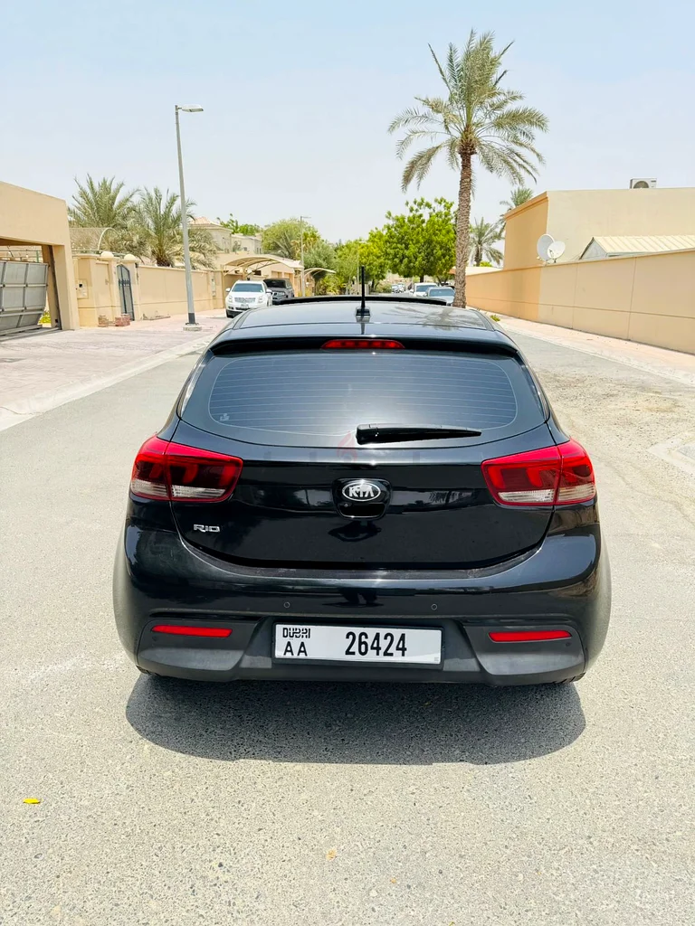 very neat car,very good milage,no problem at all.just buy and drive.GCC specs63398628022274111