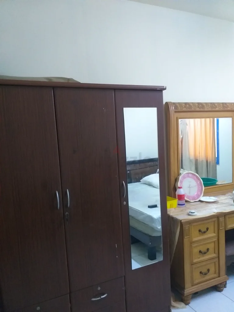 غرفة مفروشة متاحة بالقرب من منطقة رولا للوافدين من الأفراد/الأزواج634857583731211116