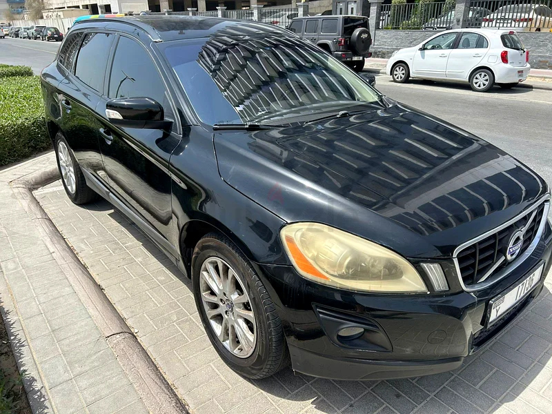Uprgraded Volvo XC60 T6 with Apple Car Play and Camera633984874190091115