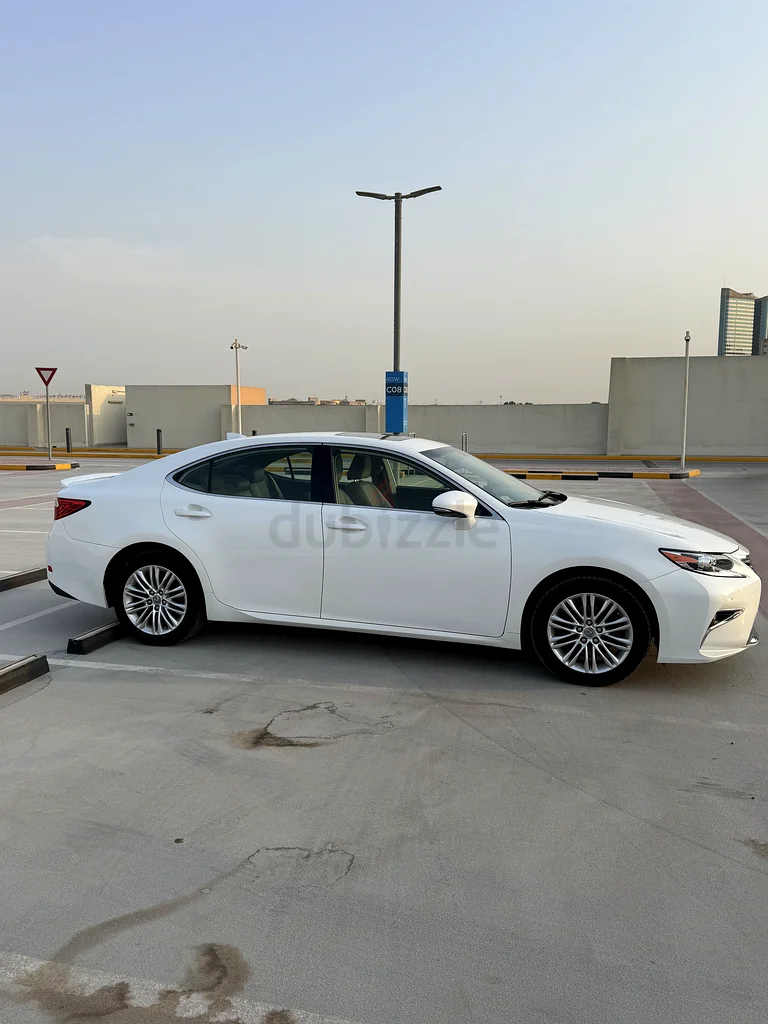 Lexus ES35063398646914945112