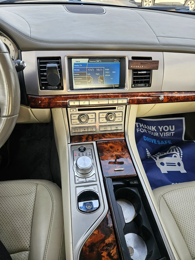 Jaguar xf full option63398481864067113
