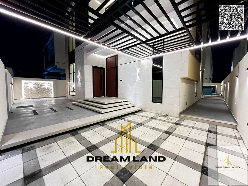 A villa directly from the owner, with personal finishing, on a main street, close to all services, freehold for all nationalities63910979093762112