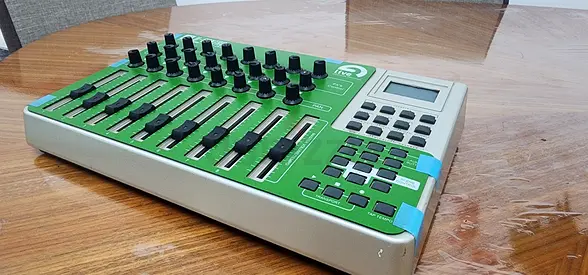 EVOLUTION UC33 U CONTROL