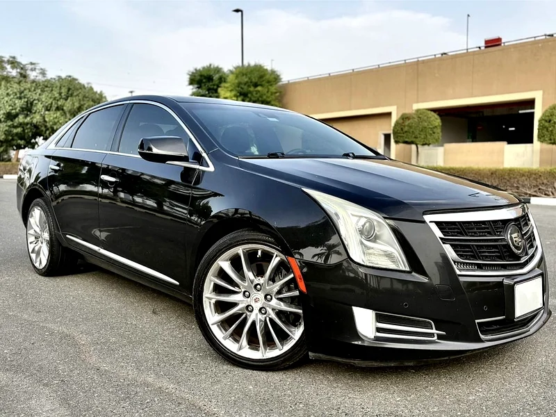 CADILLAC XTS / 2014 / GCC / 2 KEYS / ORIGINAL PAINT / AGENCY MAINTAINED / PERFECT CONDITION63407355723010111