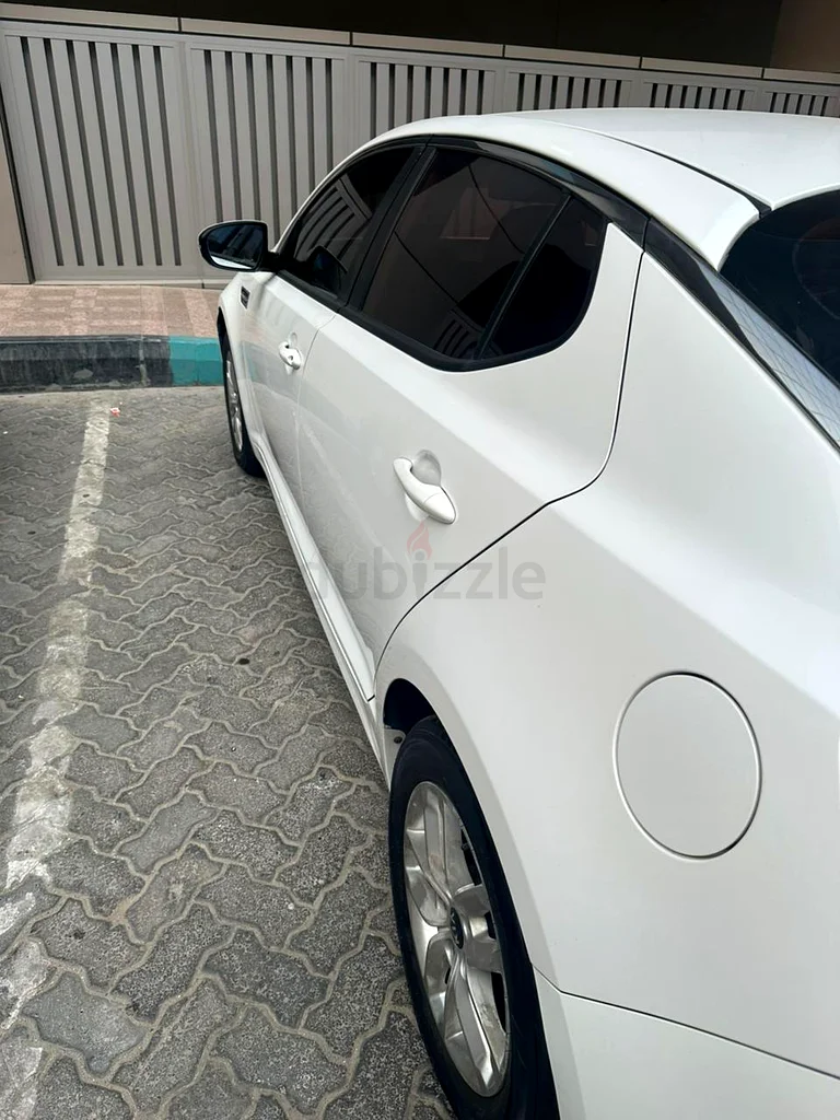 2015 Kia Optima – AED 18,000 (Negotiable)63398624068354113