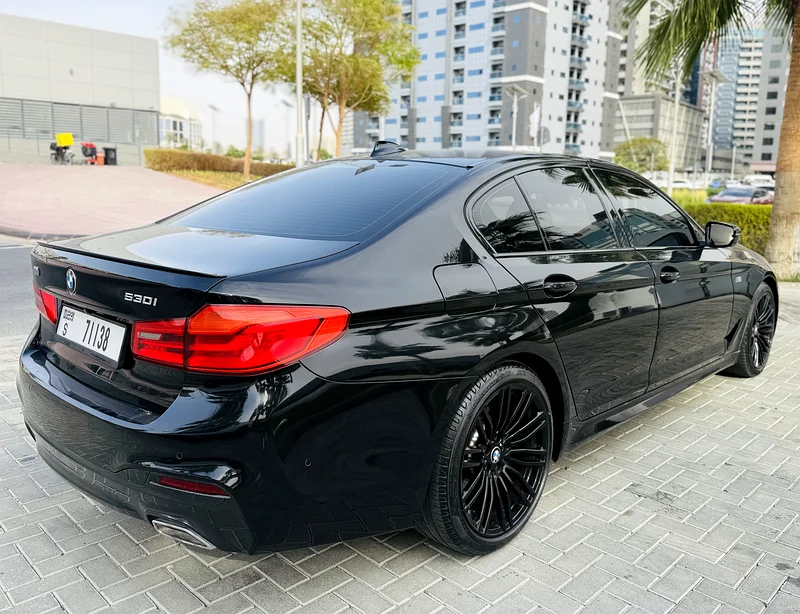 BMW 530i M-PACK / 2018 /FSH/ GCC / AGENCY MAINTAINED / 2 KEYS63410194677122113