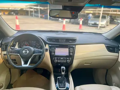 2017 Nissan ROGUE 缩略图 11