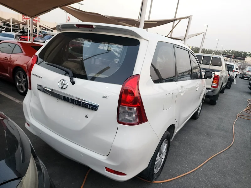 AVANZA 2015 GCC FULL OPTION, VERY CLEAN INSIDE AND OUTSIDE, 100%63402408345474111