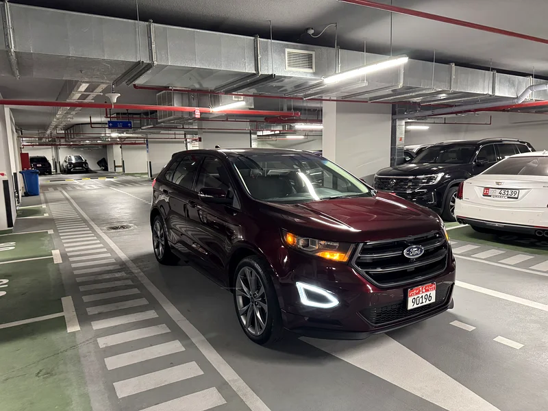 Ford Edge Sport 2017. Ecoboost 84,000 km. Under warranty.63399908463234112