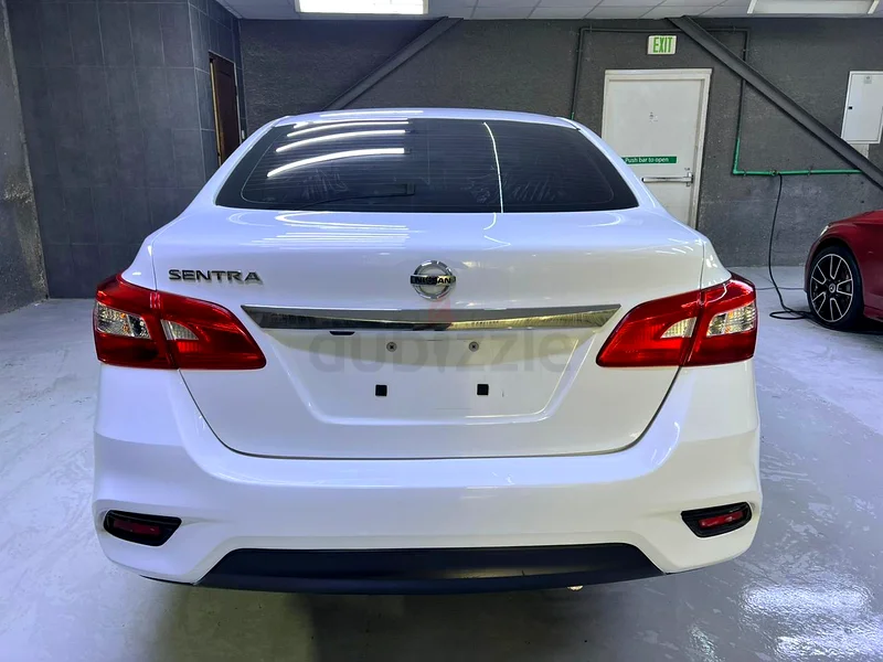 Nisssan Sentra 201963399979934595113